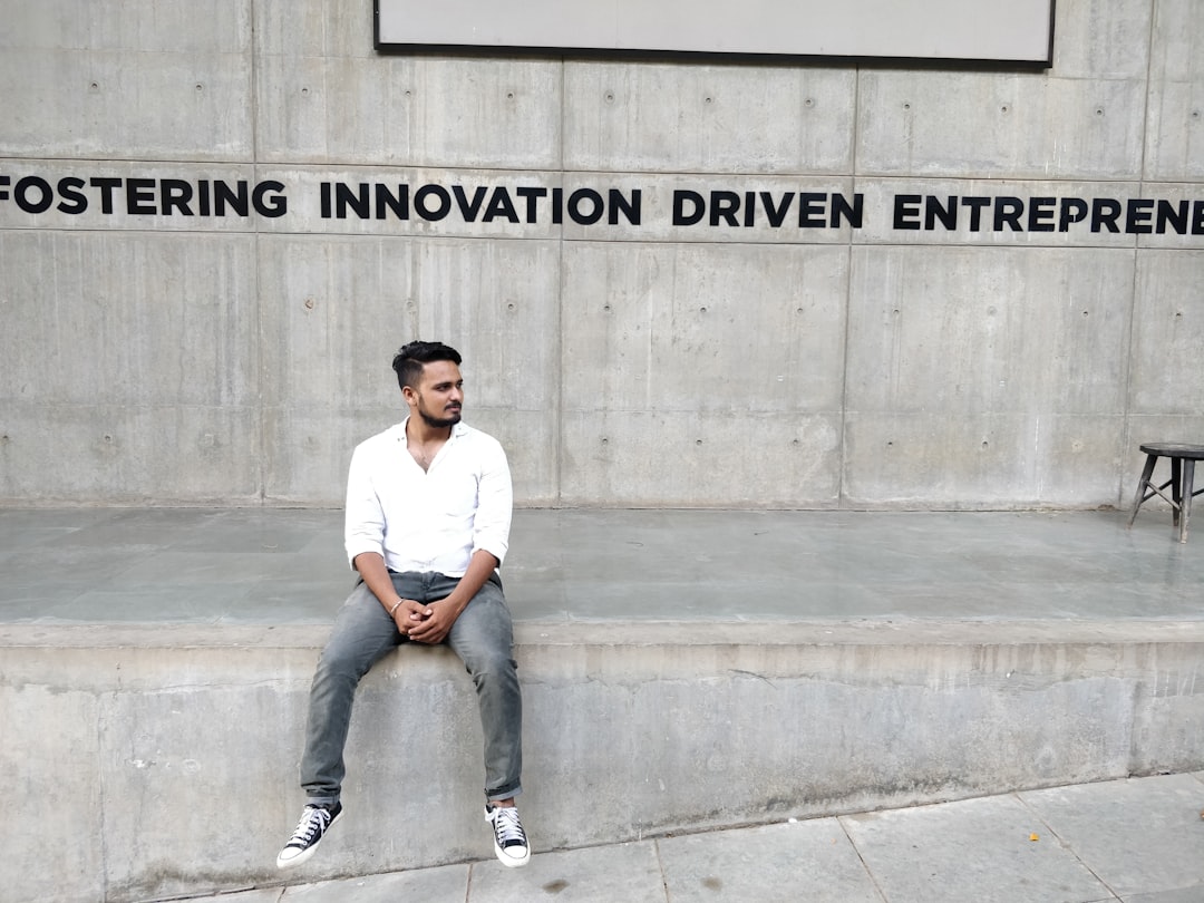 Fractional CFO for Startups: When to Hire One (and What to Expect)