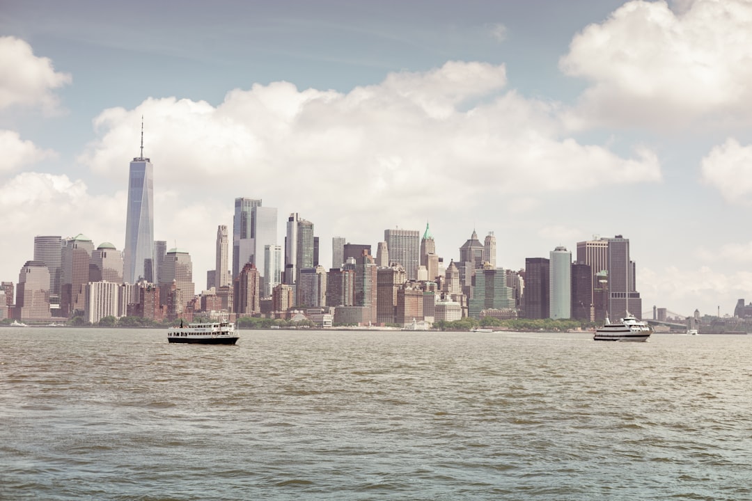 Fractional CFO New York: How to Cut Through a Noisy Market
